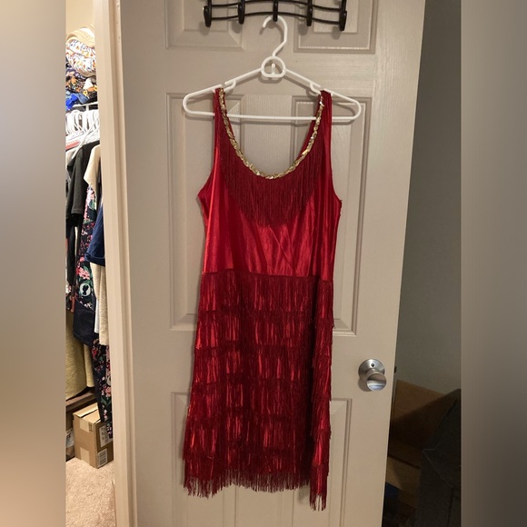 Woman’s 20’s flapper Halloween costume - Picture 3 of 6